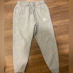 Nike Men’s Sportswear Club Fleece Jogger Pants